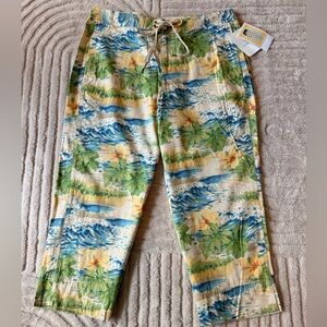 Liz Claiborne NWT Tropical Print Cropped Pant